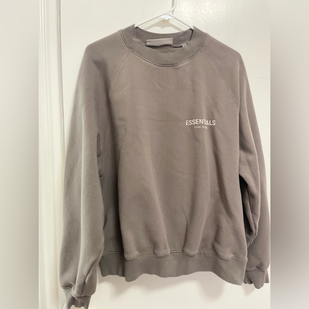 ESSENTIALS Fear of God Crewneck Pullover in Taupe S